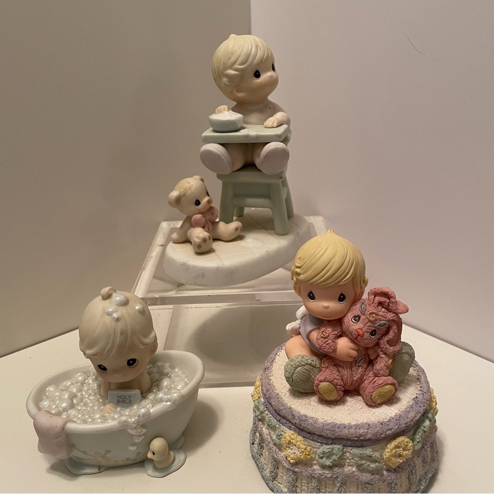 Vintage Precious Moments Lot Of 3 Trinkrt Box And 2 Figurines